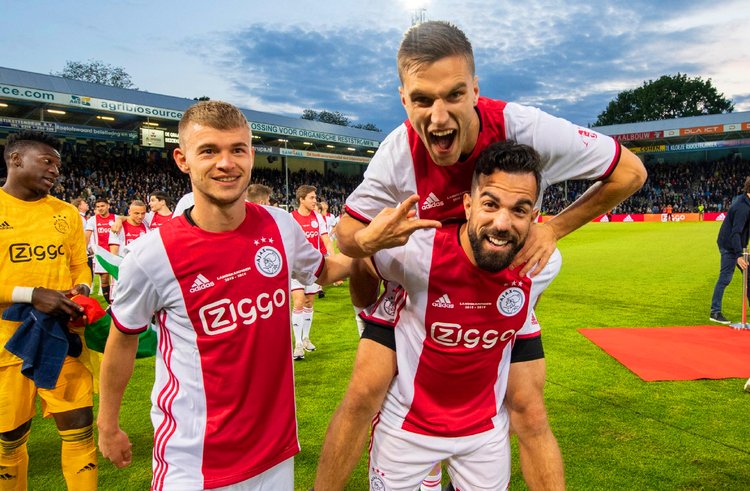 回顾他在弗 回顾他在弗