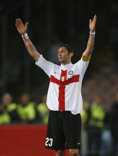 球队用一场 球队用一场